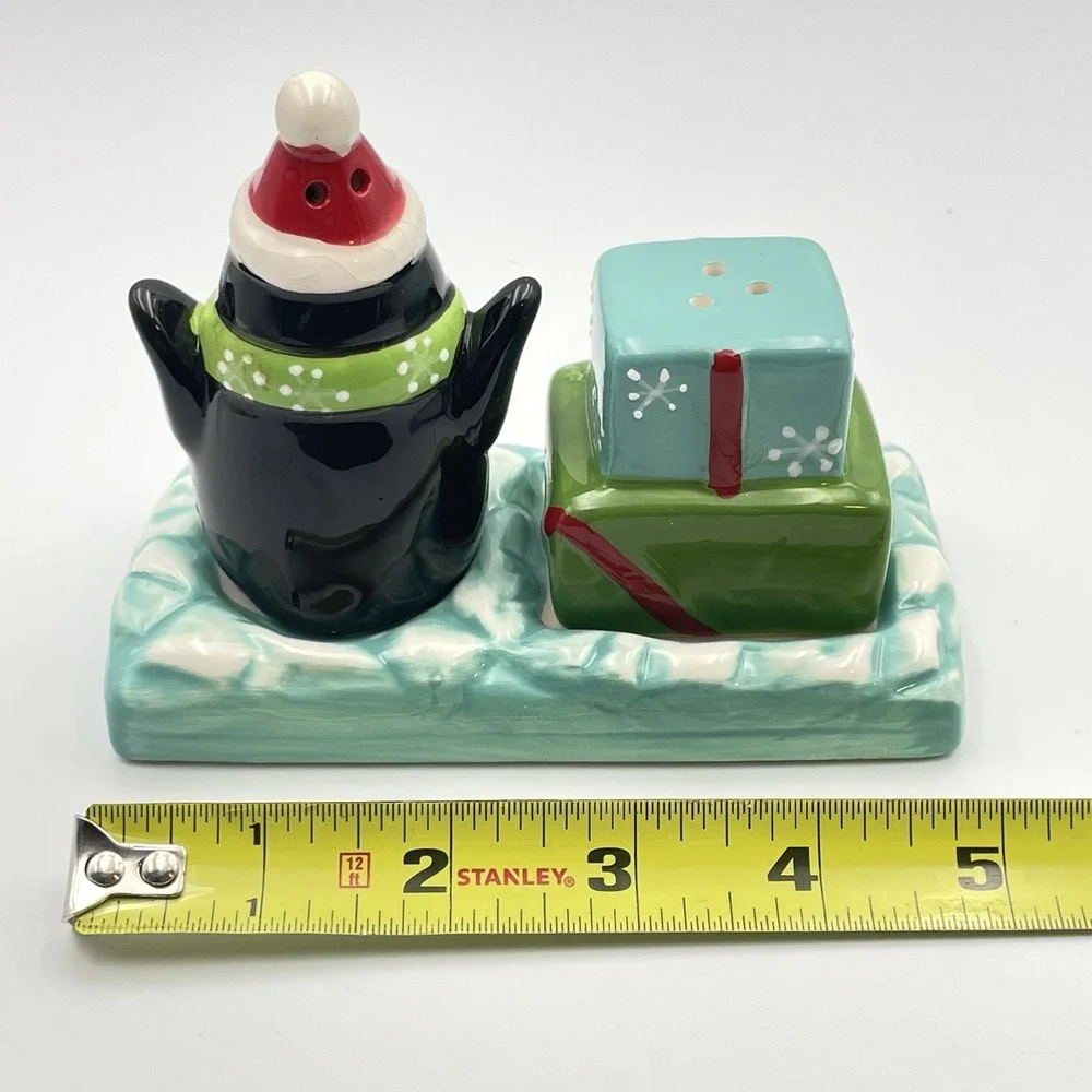 Christmas Penguin & Presents Salt & Pepper Shakers w/ Base Ceramic Holiday Decor